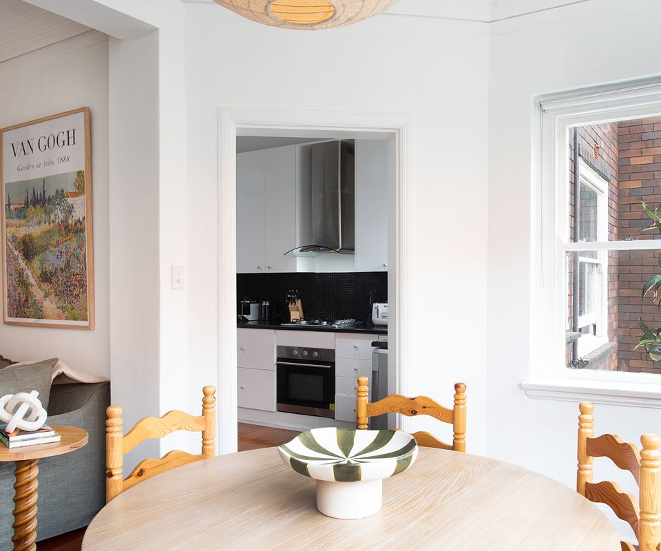 The Winchester, Edgecliff ISYD