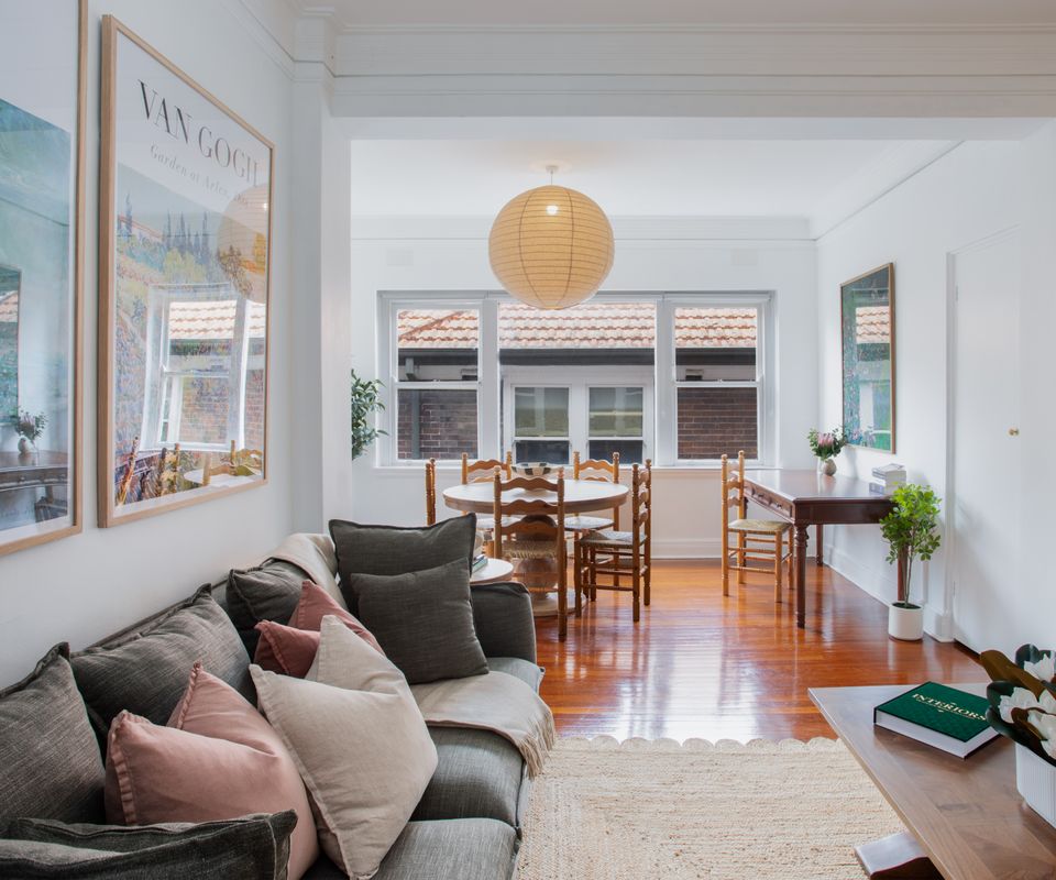 The Winchester, Edgecliff ISYD