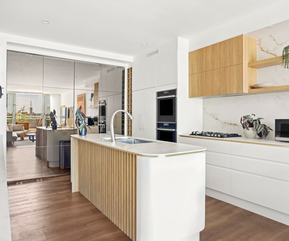 Skyline Retreat, Chippendale ISYD