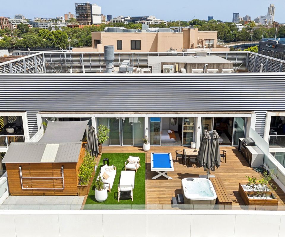 Skyline Retreat, Chippendale ISYD