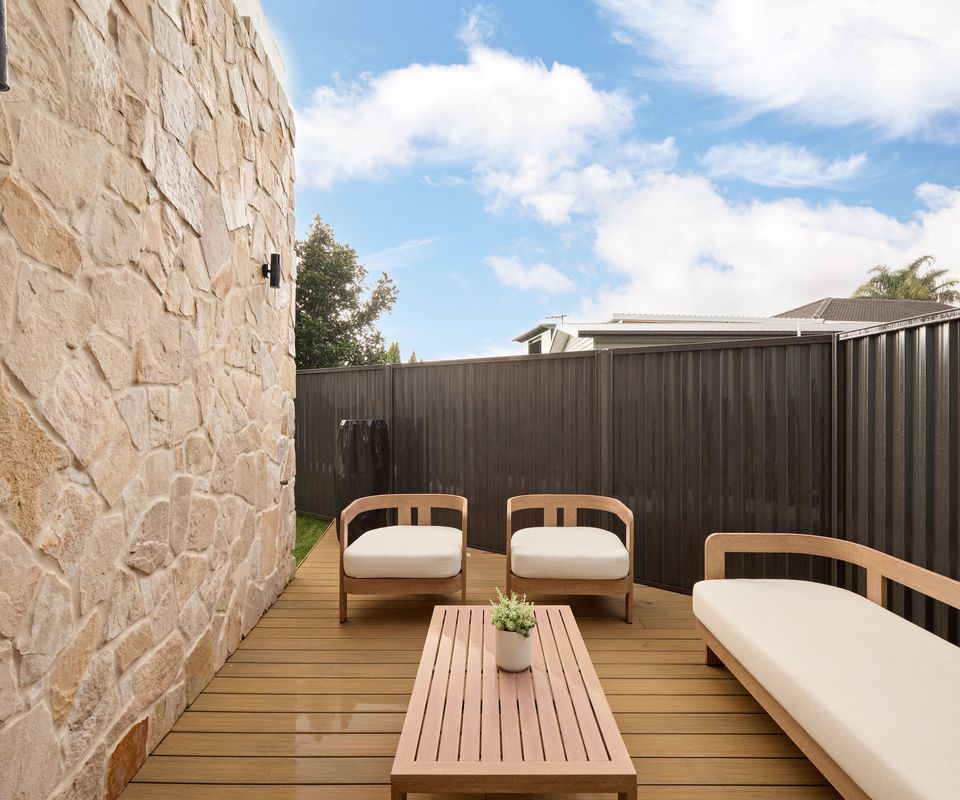 Meadow House, Chifley IH